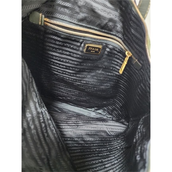 Authentic Prada Saffiano-Trimmed Tessuto Tote Bag Green - Picture 9 of 15